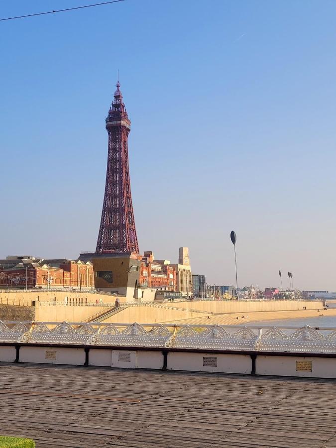 The Clevedon Bed & Breakfast Blackpool